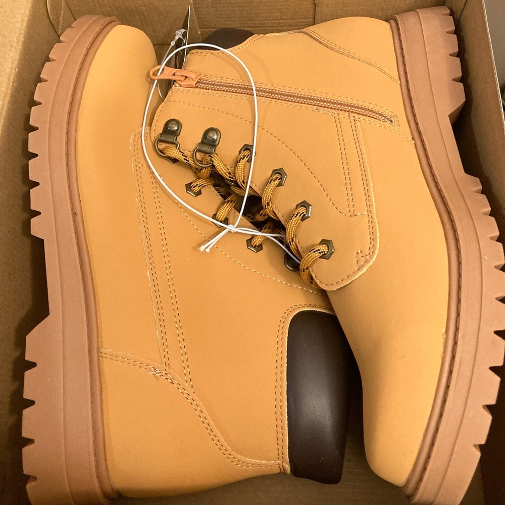 Kids' Hiker Boots - Art Class™ Tan Size 6 New - Picture 7 of 7